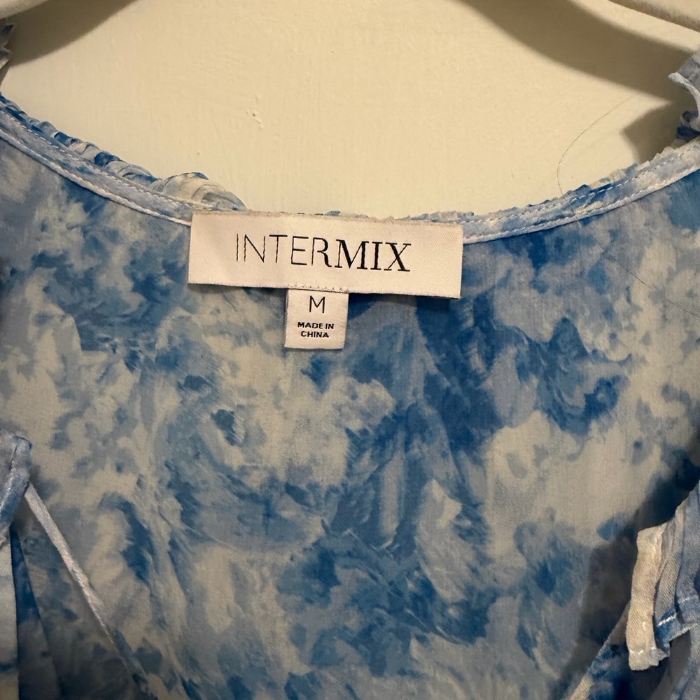 Floral blouse - Picture 2 of 3